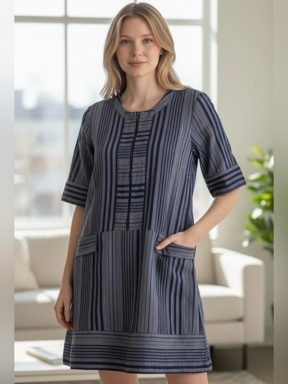BCBGMAXAZRIA shift dress features a front zipper Size L